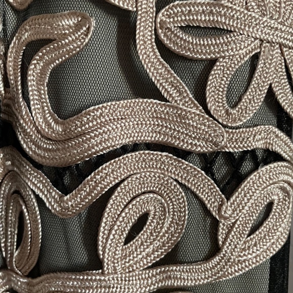 JS Collections black w beige lace  size 12 - Picture 4 of 7